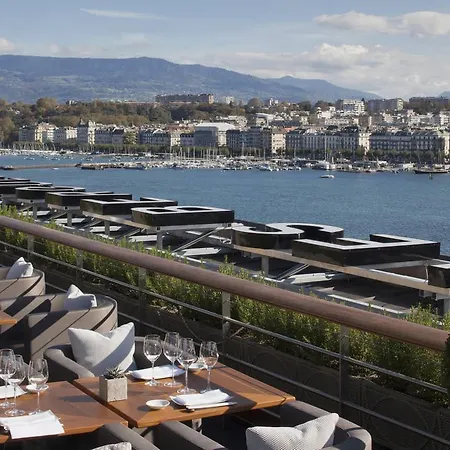 Four Seasons Des Bergues