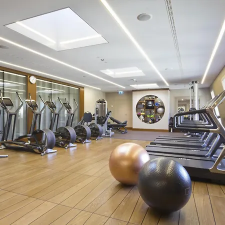 Four Seasons Des Bergues Szálloda 5*
