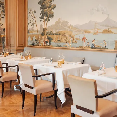 Four Seasons Des Bergues